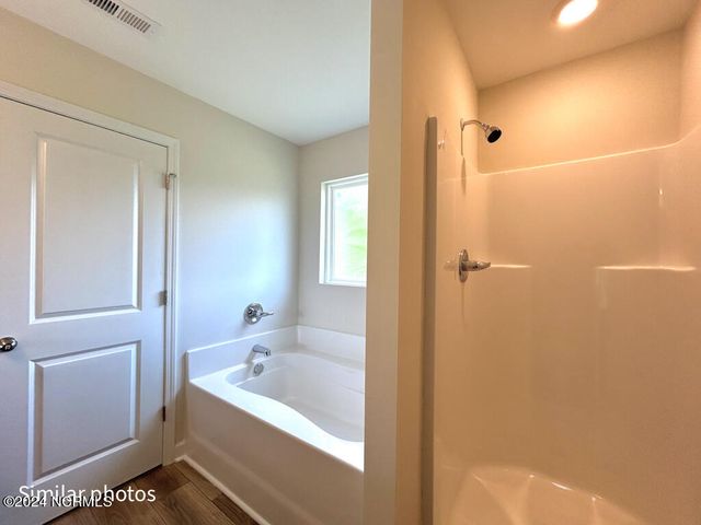 811 N Sandy Shore Court, Holly Ridge, NC 28445