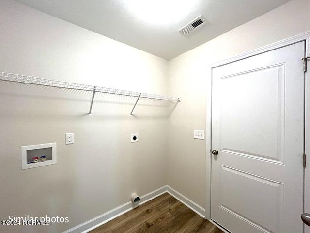 811 N Sandy Shore Court, Holly Ridge, NC 28445