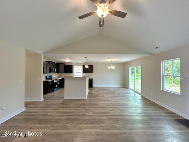 811 N Sandy Shore Court, Holly Ridge, NC 28445