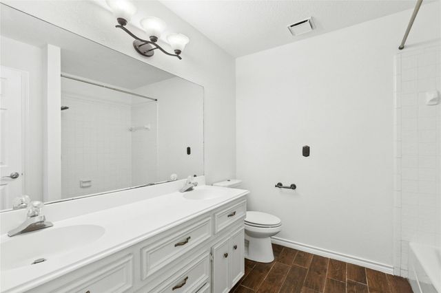 401 Applewood DR, Pflugerville, TX 78660