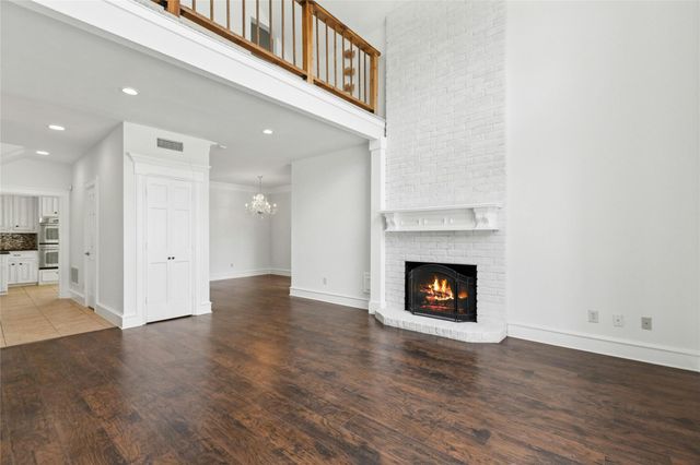 401 Applewood DR, Pflugerville, TX 78660