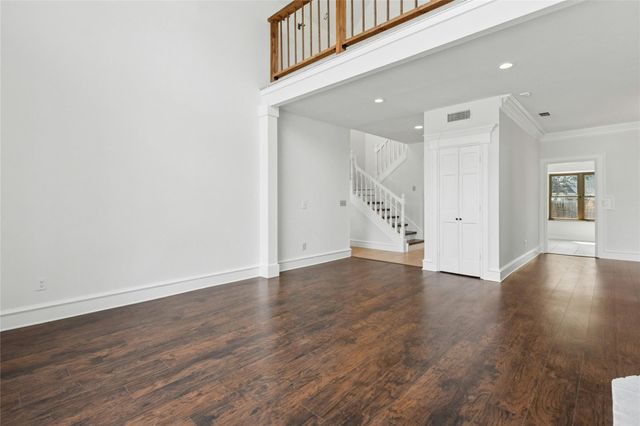 401 Applewood DR, Pflugerville, TX 78660