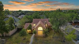 401 Applewood DR, Pflugerville, TX 78660