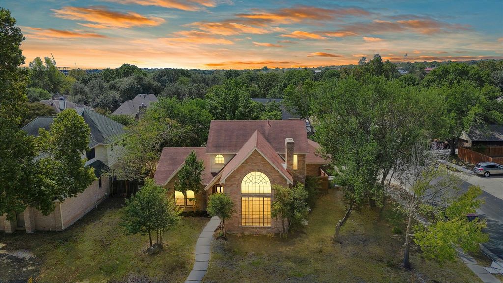 401 Applewood DR, Pflugerville, TX 78660
