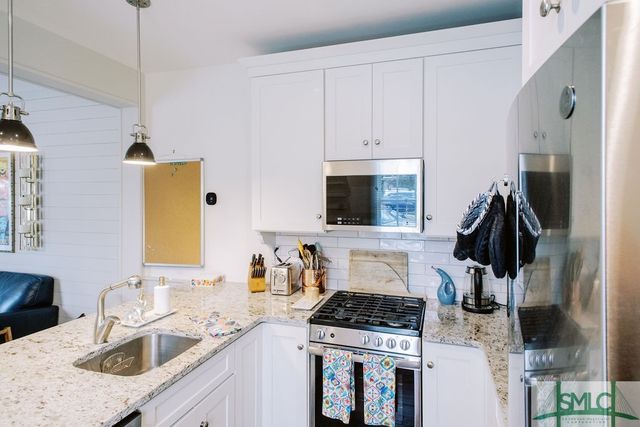 609 E Park Lane, Savannah, GA 31401