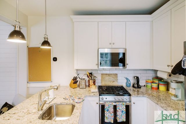 609 E Park Lane, Savannah, GA 31401