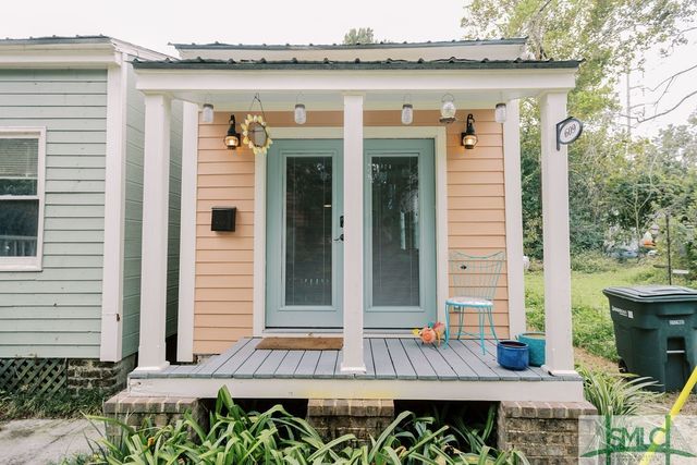 609 E Park Lane, Savannah, GA 31401