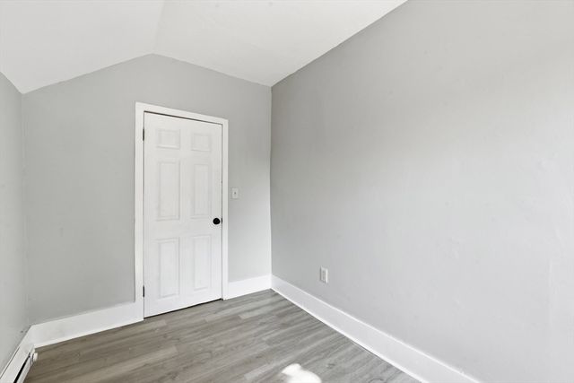 2 Ely St, Worcester, MA 01610
