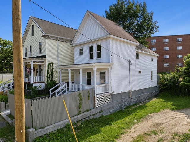 2 Ely St, Worcester, MA 01610