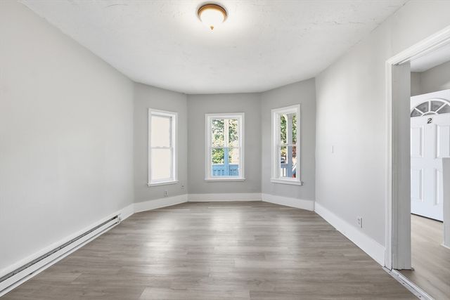 2 Ely St, Worcester, MA 01610