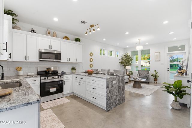 618 S Washington Street 10 A, Lafayette, LA 70501