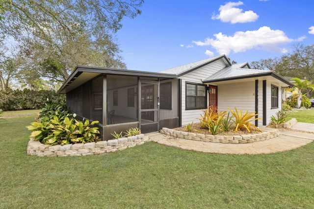 3585 SE 8th Street, Okeechobee, FL 34974