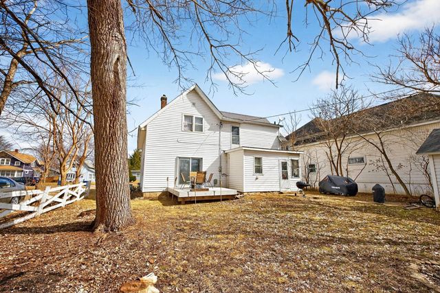 305 N Prairie Street, Lake City, MN 55041