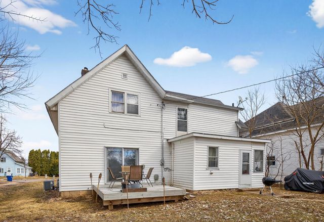 305 N Prairie Street, Lake City, MN 55041