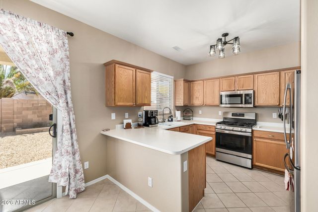 16871 W WINDERMERE Way, Surprise, AZ 85374