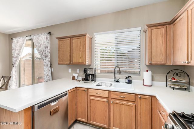 16871 W WINDERMERE Way, Surprise, AZ 85374