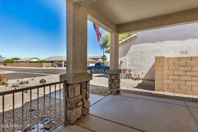 16871 W WINDERMERE Way, Surprise, AZ 85374