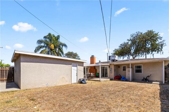 333 W 7th, Upland, CA 91786