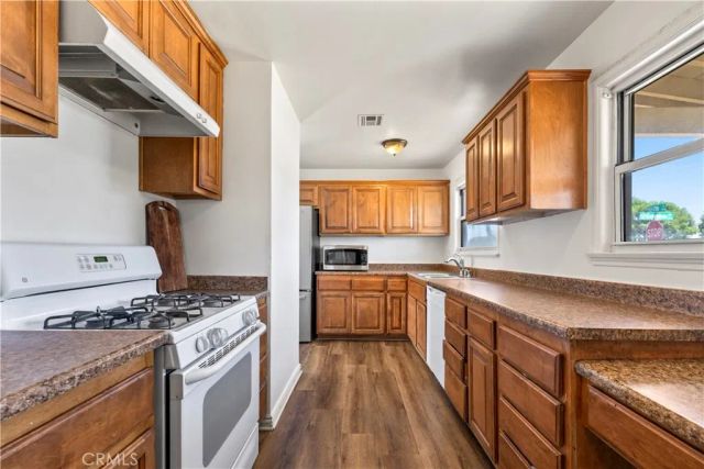333 W 7th, Upland, CA 91786