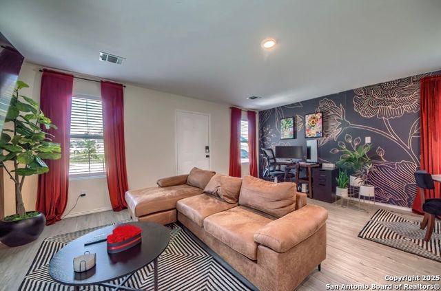 14230 Llama, San Antonio, TX 78252