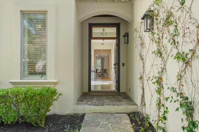 1406 Mohle DR, Austin, TX 78703