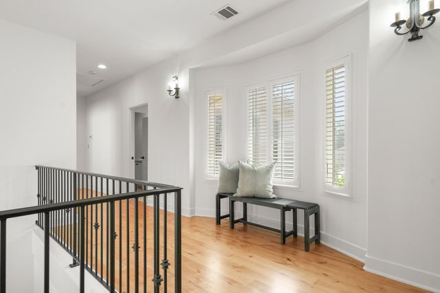 1406 Mohle DR, Austin, TX 78703
