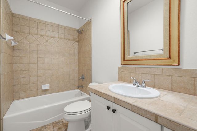 1406 Mohle DR, Austin, TX 78703