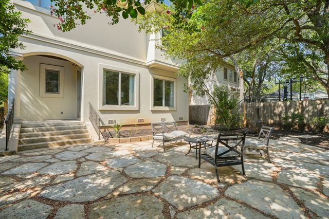 1406 Mohle DR, Austin, TX 78703