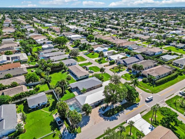 601 97th AVE N, Naples, FL 34108