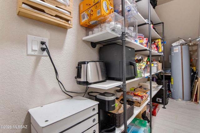 4275 N River Grove Cir Apt 131, Tucson, AZ 85719