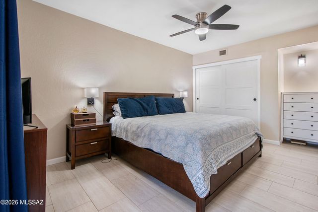 4275 N River Grove Cir Apt 131, Tucson, AZ 85719