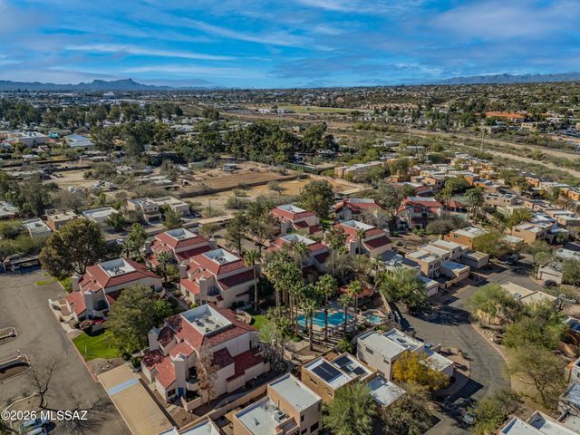 4275 N River Grove Cir Apt 131, Tucson, AZ 85719