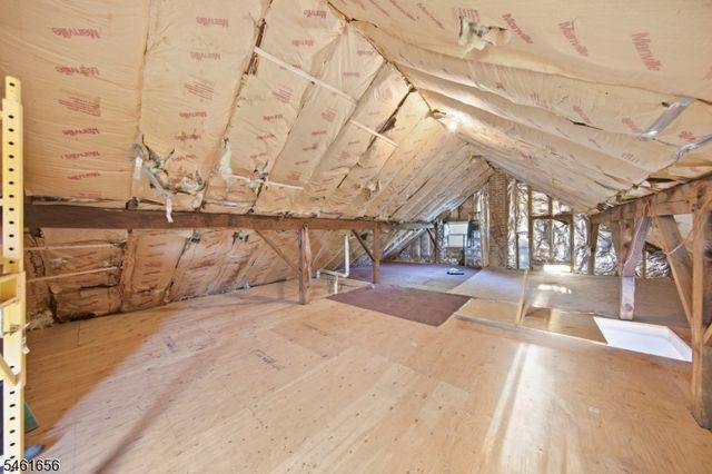 68 Fenwick Rd, Frankford Twp., NJ 07822