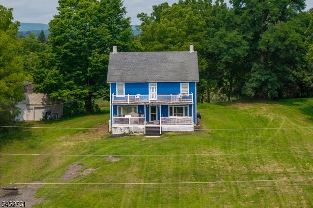 68 Fenwick Rd, Frankford Twp., NJ 07822