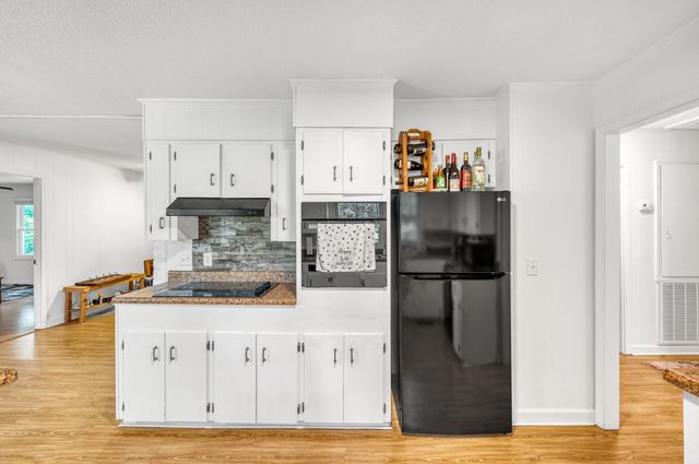 538 Castlebury Road, Walterboro, SC 29488