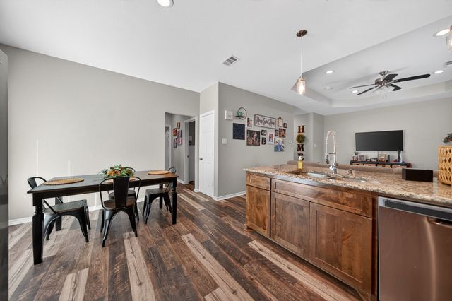 121 Harmon Road, Gun Barrel City, TX 75156