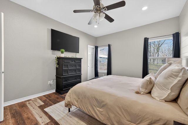 121 Harmon Road, Gun Barrel City, TX 75156