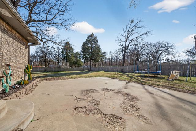 121 Harmon Road, Gun Barrel City, TX 75156