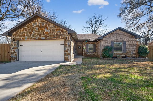 121 Harmon Road, Gun Barrel City, TX 75156