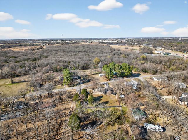 121 Harmon Road, Gun Barrel City, TX 75156