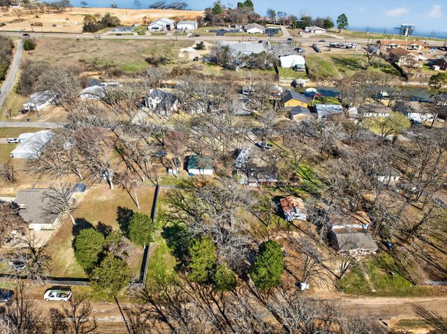 121 Harmon Road, Gun Barrel City, TX 75156