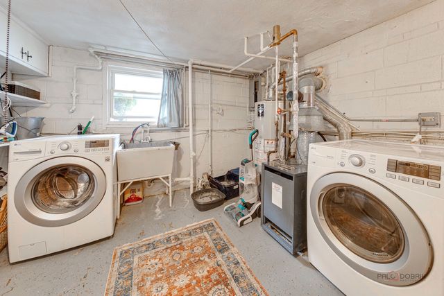 2115 E Miner Street, Arlington Heights, IL 60004