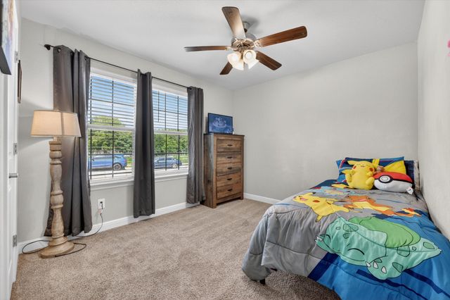 305 Sadie Lane, Burleson, TX 76028