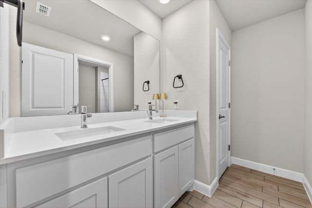 305 Sadie Lane, Burleson, TX 76028