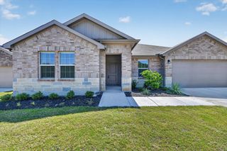 305 Sadie Lane, Burleson, TX 76028