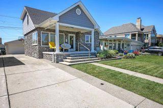 22640 Wildwood Street, St Clair Shores, MI 48081