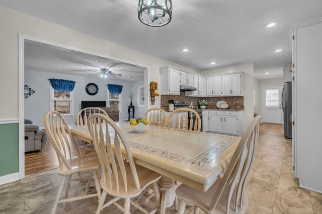 9106 Dandelion Dr, Murfreesboro, TN 37129