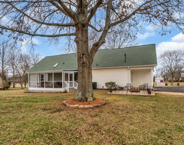 9106 Dandelion Dr, Murfreesboro, TN 37129