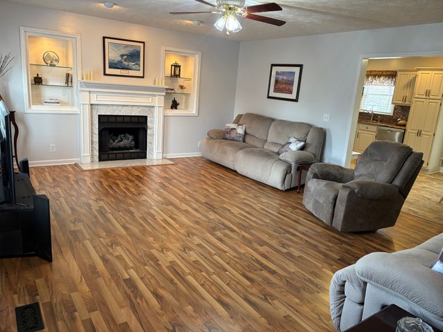 9106 Dandelion Dr, Murfreesboro, TN 37129