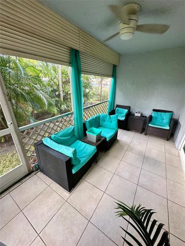325 SE 11th Ter 107, Dania Beach, FL 33004